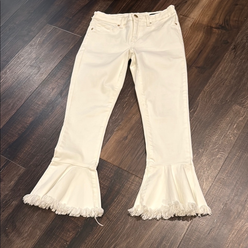 Blank NYC White High-Waisted Flair Jeans. Size 26